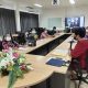 คณะนิติศาสตร์ มรส. จัดโครงการพัฒนาเชิงพื้นที่ตามหลักปรัชญาเศรษฐกิจพอเพียง กิจกรรม พัฒนาทักษะอาชีพเพื่อสร้างรายได้ให้แก่ชุมชนขึ้น เพื่อเพิ่มพูนความรู้และทักษะอาชีพและสร้างมูลค่าให้กับสินค้าท้องถิ่น ประชาชนสามารถนำความรู้ไปปรับใช้ตามหลักปรัชญาเศรษฐกิจพอเพียงได้อย่างเหมาะสม