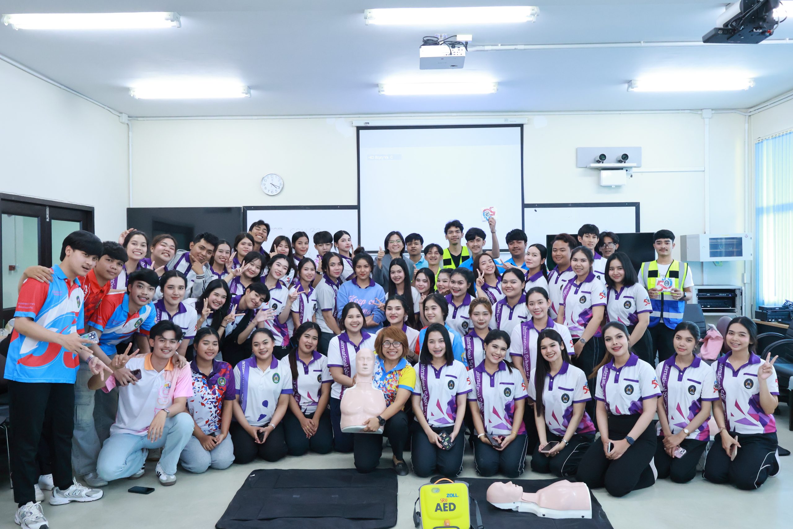วิทยาลัยนานาชาติการท่องเที่ยวจัดอบรม CPR & AED เสริมทักษะความปลอดภัยสู่อุตสาหกรรมการบิน พร้อมส่งเสริมเป้าหมาย SDGs!