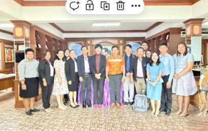 ศูนย์ประสาน อพ.สธ.-มรส. ร่วมหารือผู้บริหารโรงเรียนสุราษฎร์ธานี 2 เพื่อขับเคลื่อนงานสวนพฤกษศาสตร์โรงเรียน