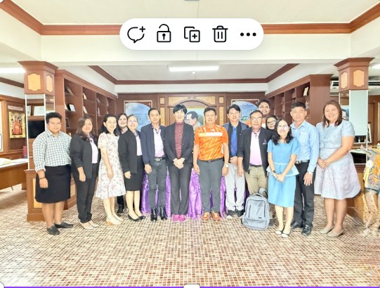 ศูนย์ประสาน อพ.สธ.-มรส. ร่วมหารือผู้บริหารโรงเรียนสุราษฎร์ธานี 2 เพื่อขับเคลื่อนงานสวนพฤกษศาสตร์โรงเรียน