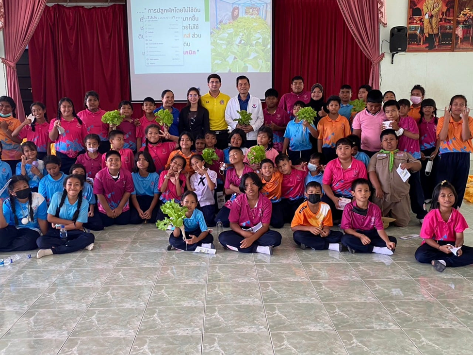 รัฐประศาสนศาสตร์จัดกิจกรรมสุขที่ได้แบ่งปัน โรงเรียนวัดกาญจนาราม รัฐประศาสนศาสตร์จัดกิจกรรมสุขที่ได้แบ่งปัน โรงเรียนวัดกาญจนาราม
