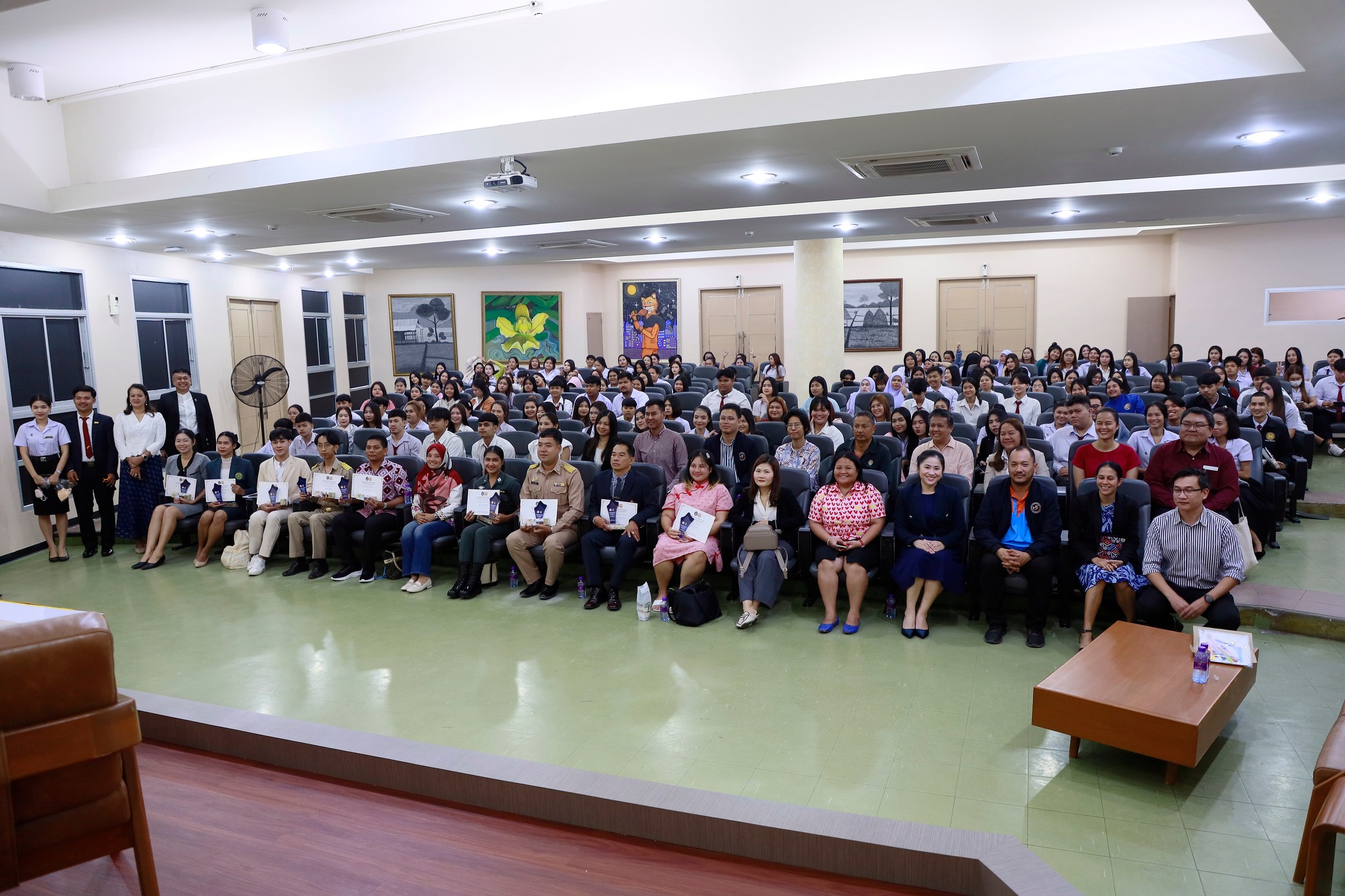 คณะมนุษยศาสตร์และสังคมศาสตร์ได้จัดโครงการพัฒนาศักยภาพนักศึกษา คณะมนุษยศาสตร์และสังคมศาสตร์ กิจก” ส่งสุขจากใจ สายใยศิษย์เก่า”