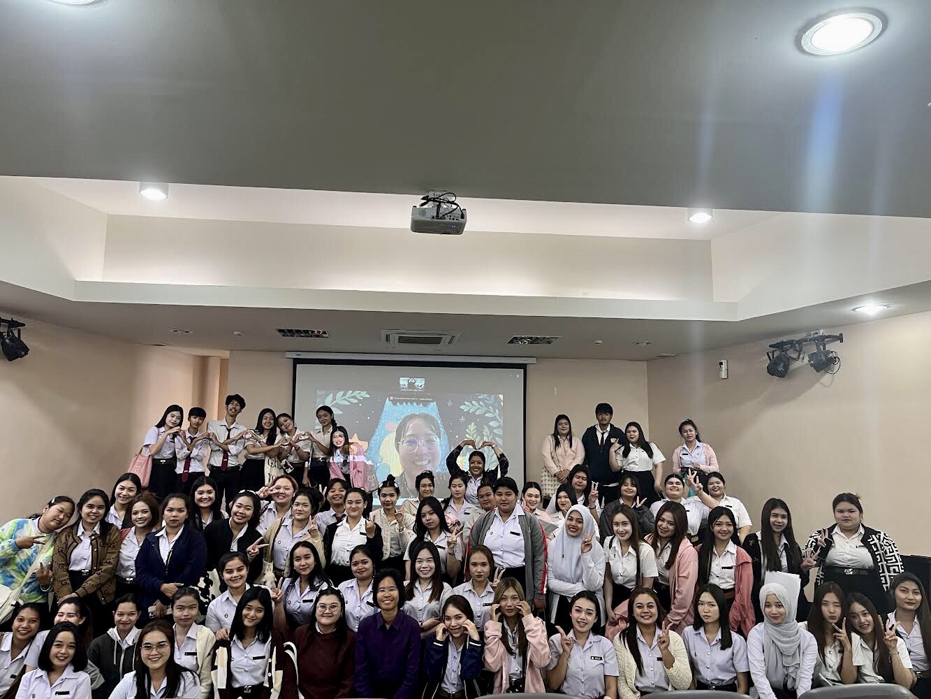 คณะมนุษยศาสตร์และสังคมศาสตร์ จัดโครงการเสริมสร้างทักษะการเรียนรู้ของนักศึกษาสาขาภาษาไทยหัวข้อ “องค์ความรู้และกลวิธีการเขียนบันเทิงคดีสำหรับเยาวชน” คณะมนุษยศาสตร์และสังคมศาสตร์ จัดโครงการเสริมสร้างทักษะการเรียนรู้ของนักศึกษาสาขาภาษาไทยหัวข้อ “องค์ความรู้และกลวิธีการเขียนบันเทิงคดีสำหรับเยาวชน”