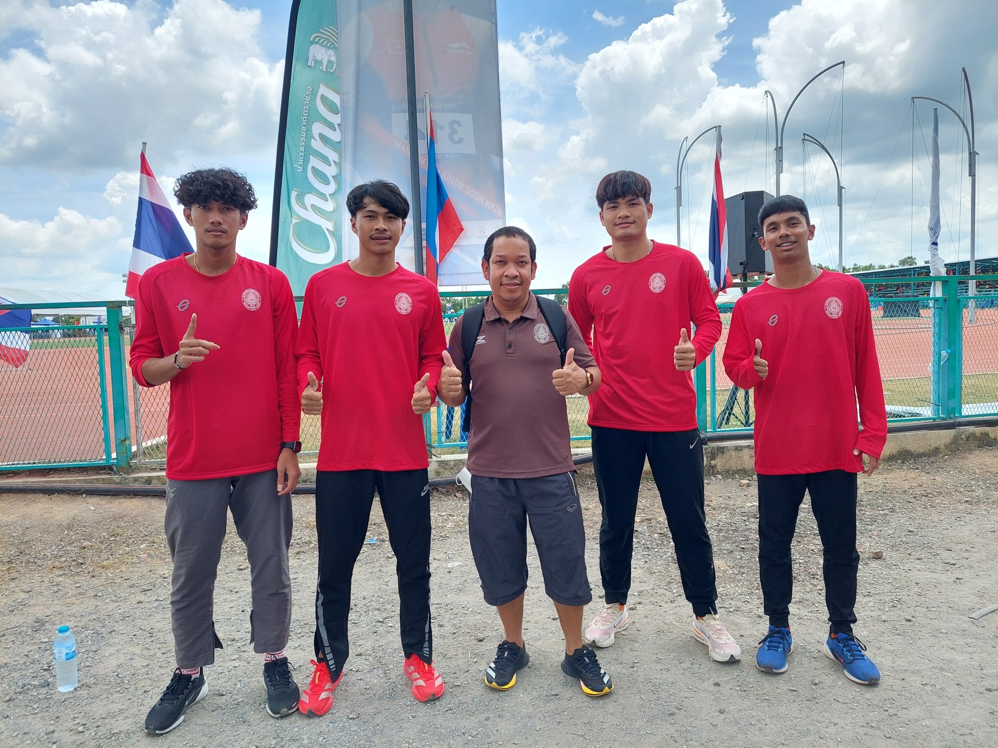 ทีมผลัด 4×100 และ 4×400 เมตร ชาย มรส. ผ่านรอบคัดเลือกทะยานเข้าสู่รอบชิงชนะเลิศได้สำเร็จ