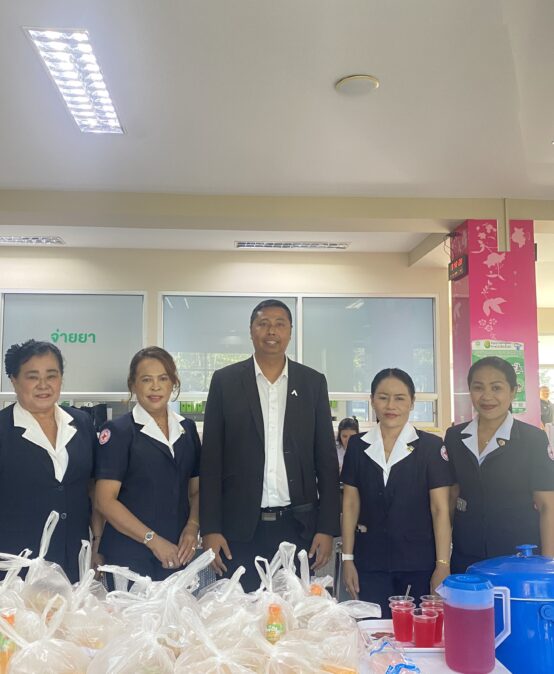 ศูนย์สุขภาพชุมชน มหาวิทยาลัยราชภัฏสุราษฎร์ธานี จัดกิจกรรมบริจาคโลหิตเนื่องในวันชาติ และวันพ่อแห่งชาติ (๕ ธันวาคม)