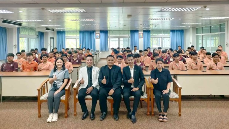 เทคโนโลยีไฟฟ้า มรภ.สุราษฎร์ธานี ติวเข้มทักษะช่าง เตรียมความพร้อมสู่โลกการทำงานอย่างมืออาชีพ เทคโนโลยีไฟฟ้า มรภ.สุราษฎร์ธานี ติวเข้มทักษะช่าง เตรียมความพร้อมสู่โลกการทำงานอย่างมืออาชีพ