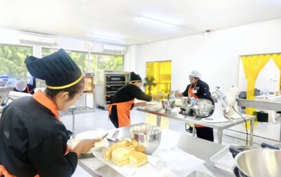 วิทยาลัยสหวิทยาการ เกาะสมุย จัดทดสอบมาตรฐานฝีมือแรงงานแห่งชาติ สาขาผู้ประกอบขนมอบ ระดับ 1