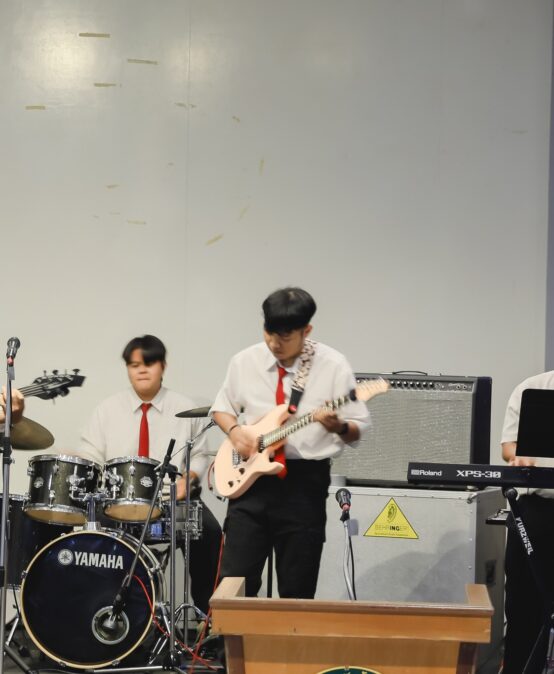 สาขาวิชาดนตรีสากล คณะมนุษยศาสตร์และสังคมศาสตร์ มหาวิทยาลัยราชภัฏสุราษฎร์ธานี จัดโครงการพัฒนาศักยภาพทางการเรียนรู้ในศตวรรษที่ 21 สู่เส้นทางดนตรีมืออาชีพ