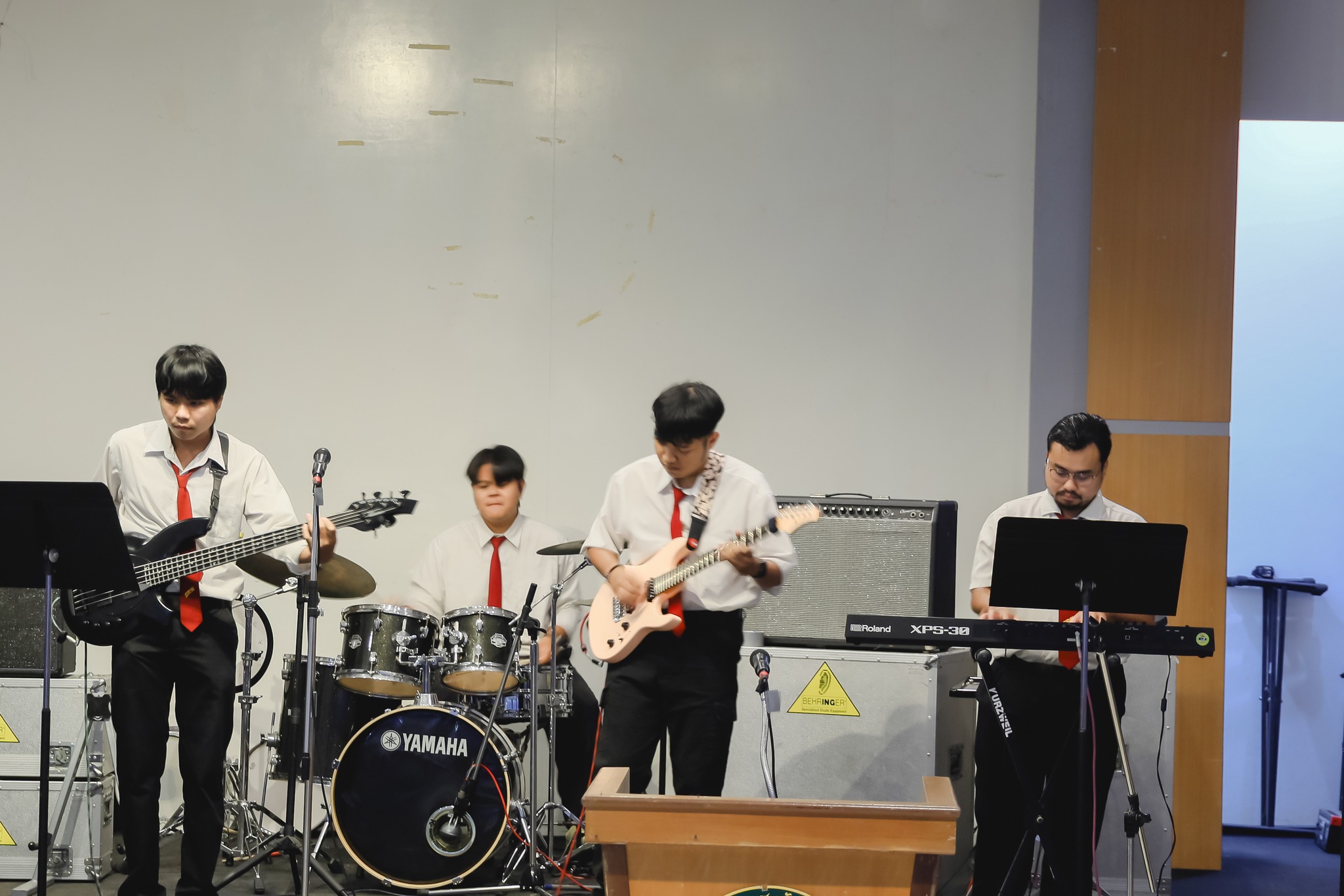 สาขาวิชาดนตรีสากล คณะมนุษยศาสตร์และสังคมศาสตร์ มหาวิทยาลัยราชภัฏสุราษฎร์ธานี จัดโครงการพัฒนาศักยภาพทางการเรียนรู้ในศตวรรษที่ 21 สู่เส้นทางดนตรีมืออาชีพ สาขาวิชาดนตรีสากล คณะมนุษยศาสตร์และสังคมศาสตร์ มหาวิทยาลัยราชภัฏสุราษฎร์ธานี จัดโครงการพัฒนาศักยภาพทางการเรียนรู้ในศตวรรษที่ 21 สู่เส้นทางดนตรีมืออาชีพ