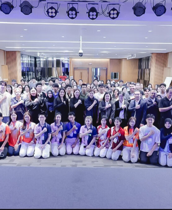 นักศึกษาสาขาวิชารัฐประศาสนศาสตร์ เป็นตัวแทนจากคณะมนุษยศาสตร์และสังคมศาสตร์ มหาวิทยาลัยราชภัฏสุราษฎร์ธานี เข้าร่วม “กิจกรรมการสร้างเครือข่ายกระบวนการมีส่วนร่วมของเยาวชนรุ่นใหม่ในการป้องกันการทุจริต (ครั้งที่ 6)”