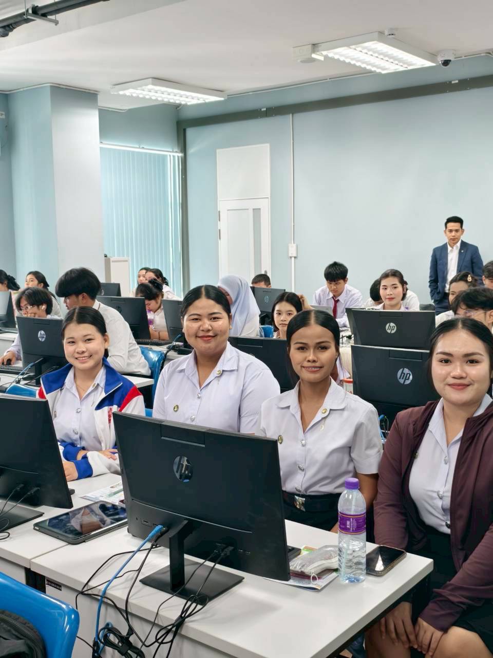 เปิดค่ายวิทยาการคำนวณ ปั้นครูคอมพิวเตอร์สร้างเกมการศึกษาด้วย MakeCode Arcade สู่ทักษะดิจิทัลยั่งยืน