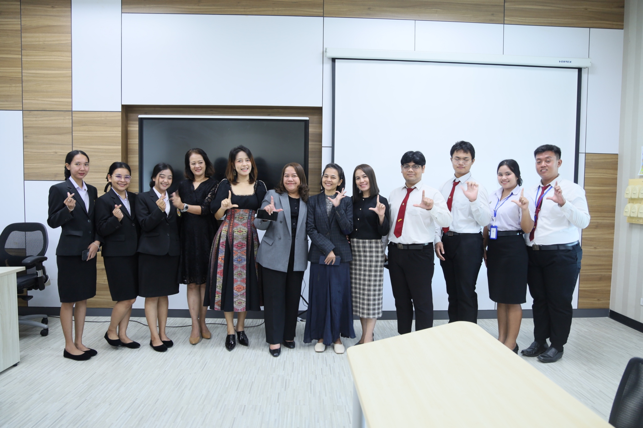 คณะมนุษยศาสตร์และสังคมศาสตร์ มหาวิทยาลัยราชภัฏสุราษฎร์ธานี ดำเนินการ ตรวจประเมินคุณภาพการศึกษาภายในระดับหลักสูตร