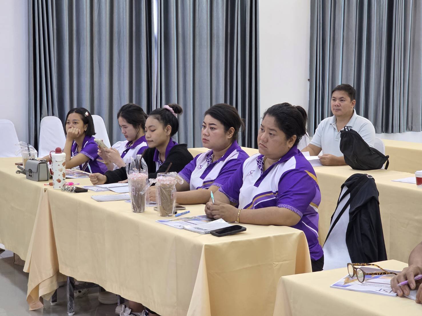 IST จัดอบรมเตรียมความพร้อมสู่การเป็นมัคคุเทศก์อาชีพ เสริมทักษะ Reskill & Upskill ณ บ้านเชี่ยวหลาน IST จัดอบรมเตรียมความพร้อมสู่การเป็นมัคคุเทศก์อาชีพ เสริมทักษะ Reskill & Upskill ณ บ้านเชี่ยวหลาน