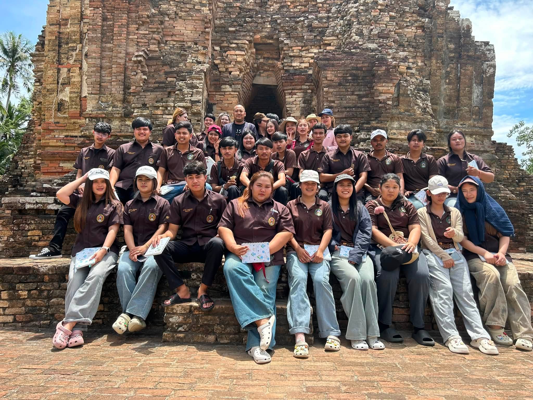 สาขาวิชาการพัฒนาชุมชน คณะมนุษยศาสตร์และสังคมศาสตร์ มรส. จัดโครงการ “การจัดการมรดกทางวัฒนธรรมในงานพัฒนาชุมชน” เปิดประสบการณ์เรียนรู้จากพื้นที่ สืบสานคุณค่าทางวัฒนธรรมสู่การพัฒนาท้องถิ่นอย่างยั่งยืน