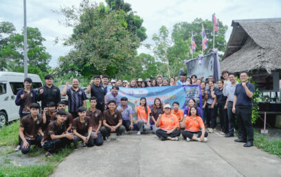 คณะมนุษยศาสตร์ฯ มรภ.สุราษฎร์ธานี ผนึกกำลังชุมชนบึงขุนทะเล จัดโครงการ Upskills/Reskills พัฒนานักศึกษาด้วยเครื่องมือวิศวกรสังคม สร้างโมเดลนวัตกรรมแก้ปัญหาชุมชนอย่างยั่งยืน