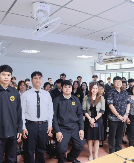 คณะมนุษยศาสตร์และสังคมศาสตร์ มหาวิทยาลัยราชภัฏสุราษฎร์ธานี ได้จัดโครงการยกระดับการจัดการเรียนการสอนด้วยการเรียนรู้โดยใช้โครงงานเป็นฐาน (Project-Based Learning)