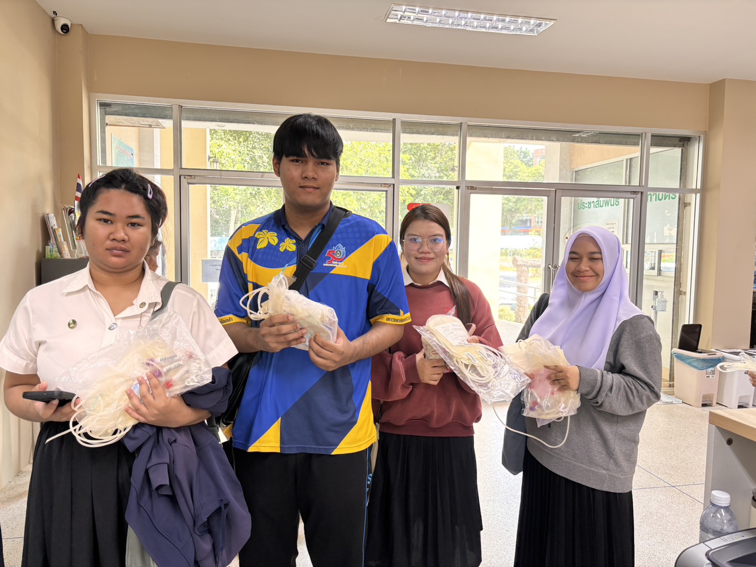 โครงการจัดตั้งศูนย์สุขภาพชุมชน มรส. จัดกิจกรรมบริจาคโลหิตเฉลิมพระเกียรติ โครงการจัดตั้งศูนย์สุขภาพชุมชน มรส. จัดกิจกรรมบริจาคโลหิตเฉลิมพระเกียรติ
