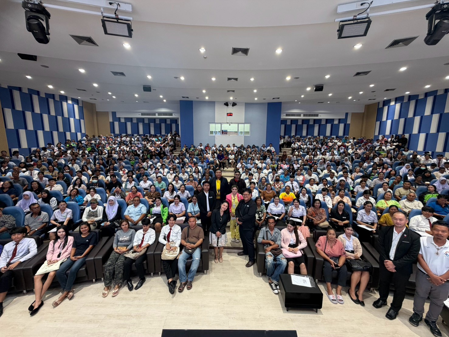 มรส. จัดโครงการ “จับจ่ายรู้ค่า ถึงเวลาใช้คืน” สร้างความตระหนักรู้ผู้กู้ยืม กยศ. ส่งเสริมวินัยการเงินและความรับผิดชอบในการชำระหนี้