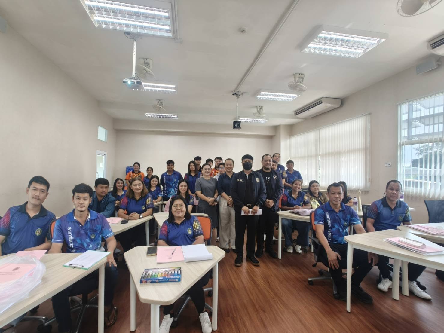 คณะมนุษยศาสตร์และสังคมศาสตร์ ม.ราชภัฏสุราษฎร์ธานี จัดปฐมนิเทศนักศึกษาสาขาวิชาการพัฒนาชุมชน ภาค กศ.บท. เตรียมความพร้อมสู่การฝึกประสบการณ์วิชาชีพในชุมชน