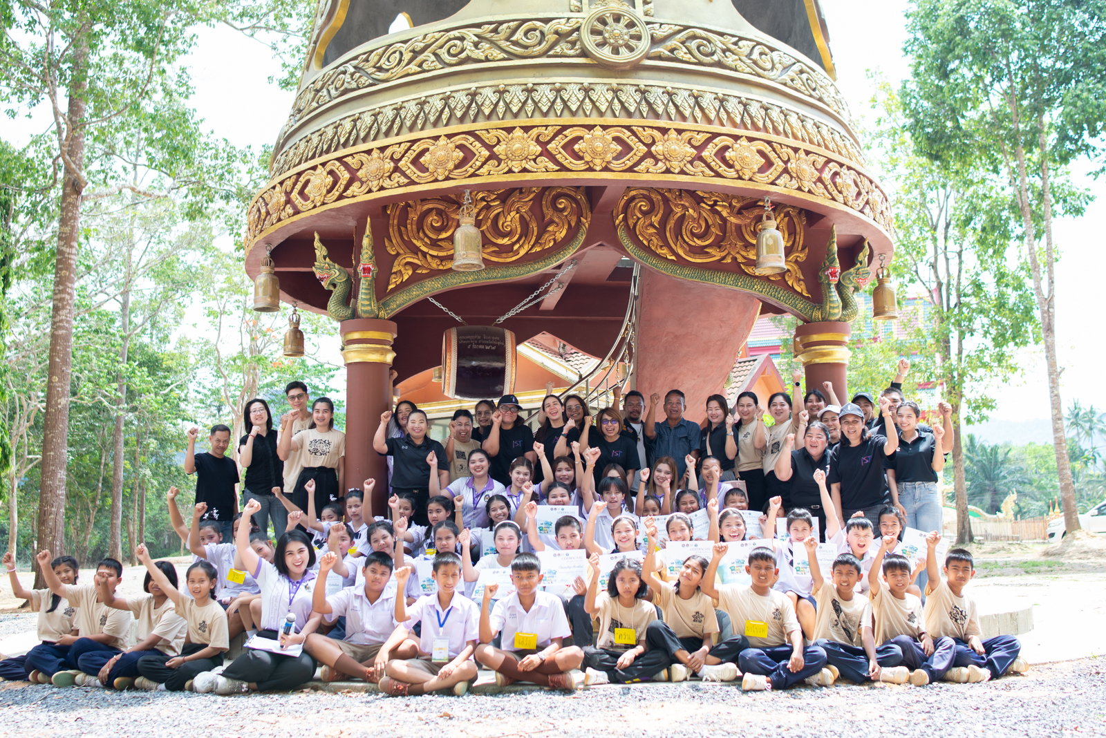 นักศึกษาวิทยาลัยนานาชาติการท่องเที่ยว ฝึกทักษะวิศวกรสังคม พัฒนาชุมชนคลองศก ผ่านกิจกรรม Khao Sok Student Art & Craft Fair นักศึกษาวิทยาลัยนานาชาติการท่องเที่ยว ฝึกทักษะวิศวกรสังคม พัฒนาชุมชนคลองศก ผ่านกิจกรรม Khao Sok Student Art & Craft Fair