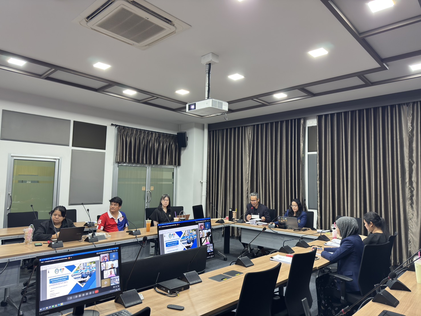 คณะวิทย์ฯ มรส. ถกผู้ทรงคุณวุฒิวิพากษ์หลักสูตรสาธารณสุขศาสตร์ พ.ศ. 2571 ยกระดับสุขภาวะชุมชน ตอบโจทย์ SDG
