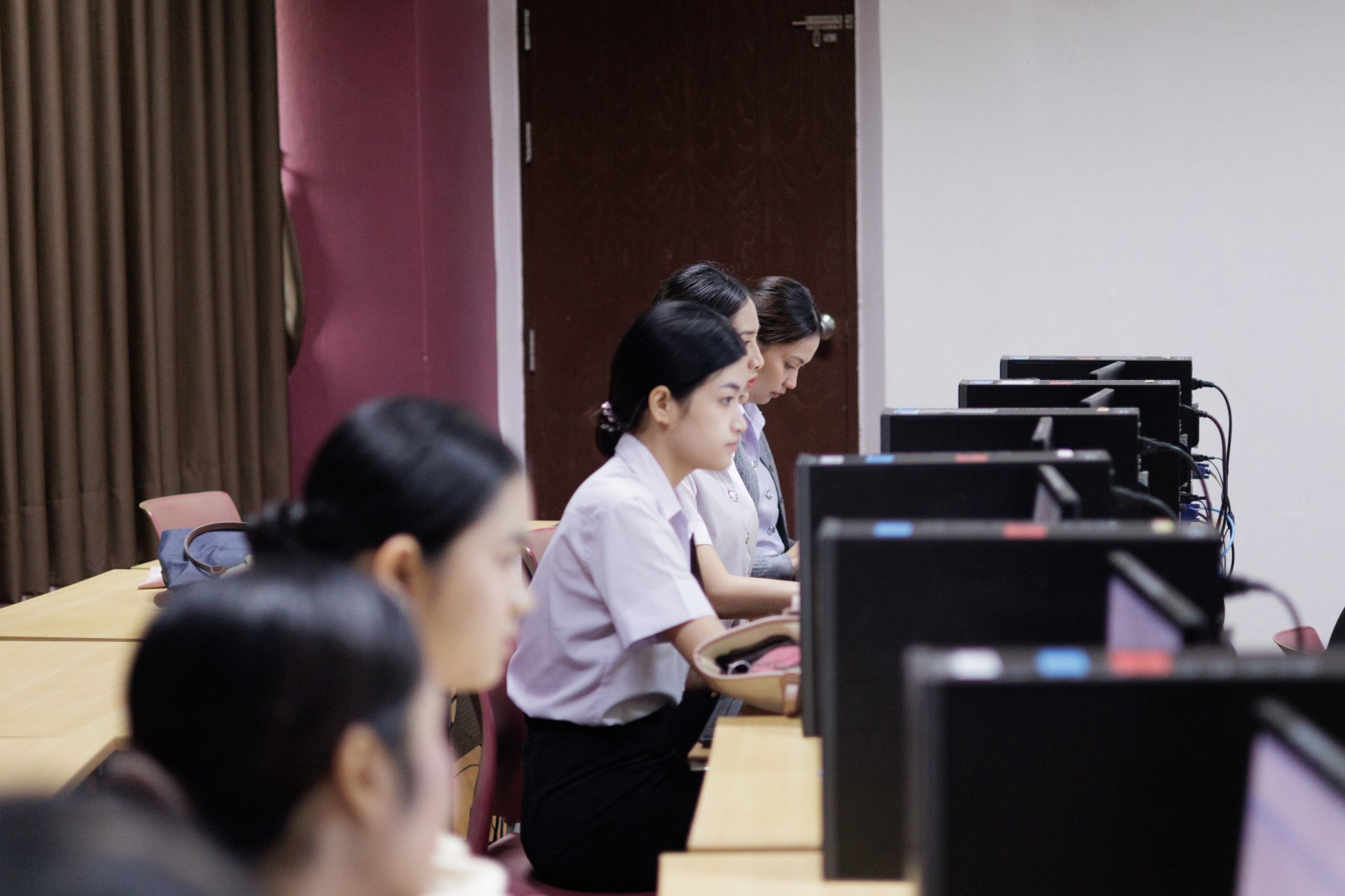 IST เปิดโลกทักษะ AI ผ่านเวิร์กช็อป “AI Smart Skills” ยกระดับนักศึกษาท่องเที่ยวและบริการ สู่มืออาชีพยุคดิจิทัล